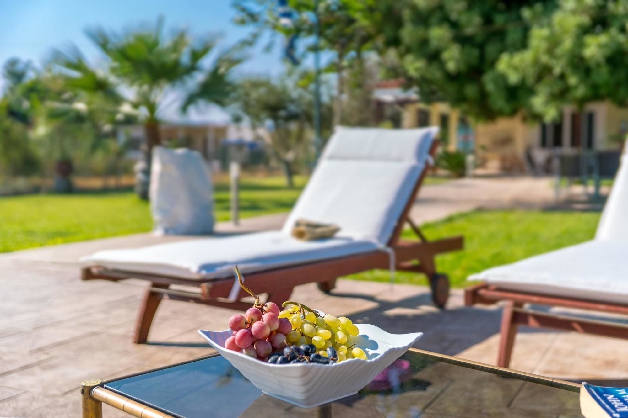 Maria'S Seaside Villa - House With 3 Rooms In Marathon, With Wonderful Eksteriør billede