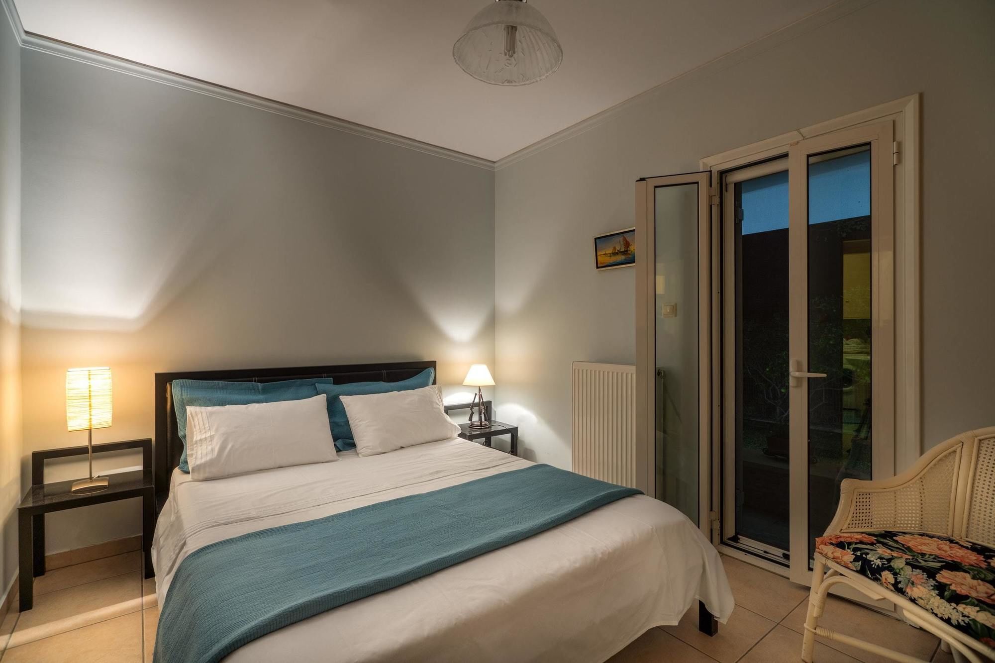 Maria'S Seaside Villa - House With 3 Rooms In Marathon, With Wonderful Eksteriør billede