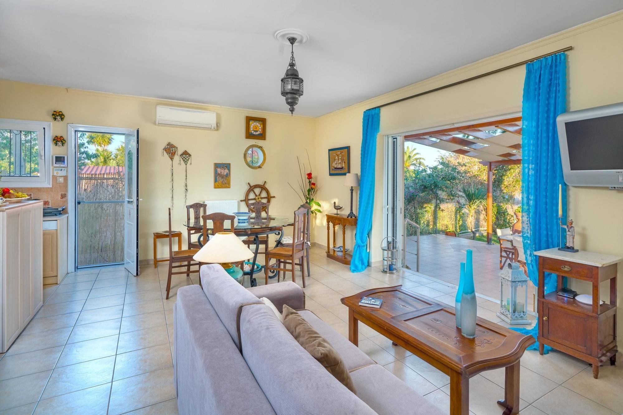 Maria'S Seaside Villa - House With 3 Rooms In Marathon, With Wonderful Eksteriør billede