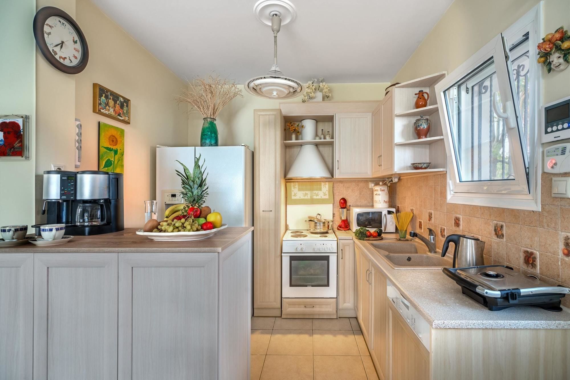Maria'S Seaside Villa - House With 3 Rooms In Marathon, With Wonderful Eksteriør billede